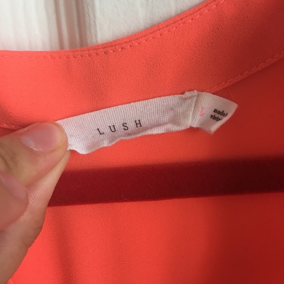 Lush top in coral - Picture 2 of 3